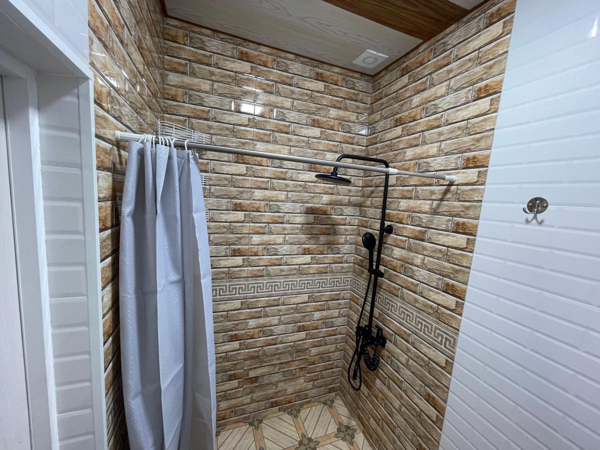 Nanosh East Hotel 부하라 객실 사진