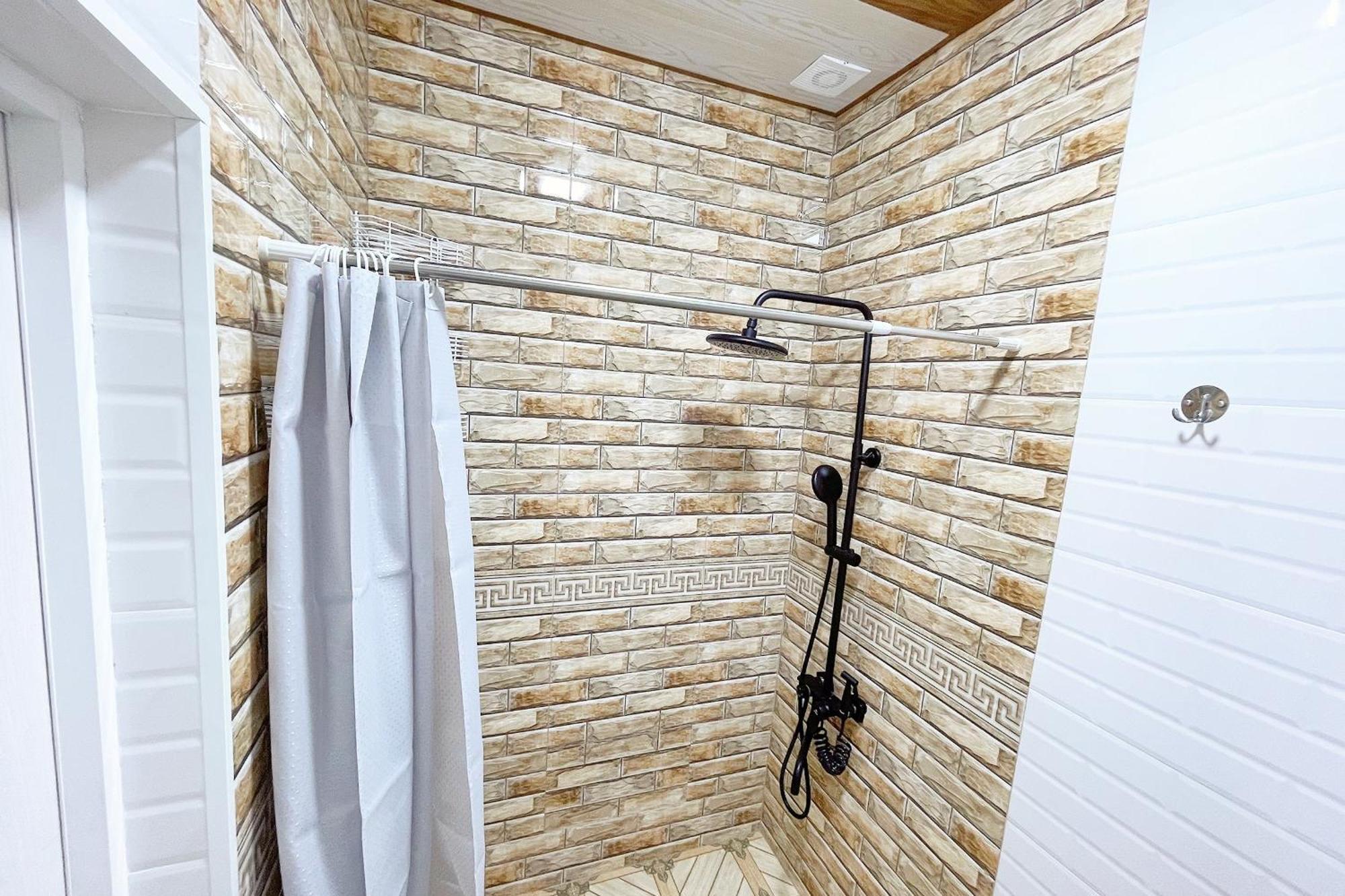 Nanosh East Hotel 부하라 객실 사진